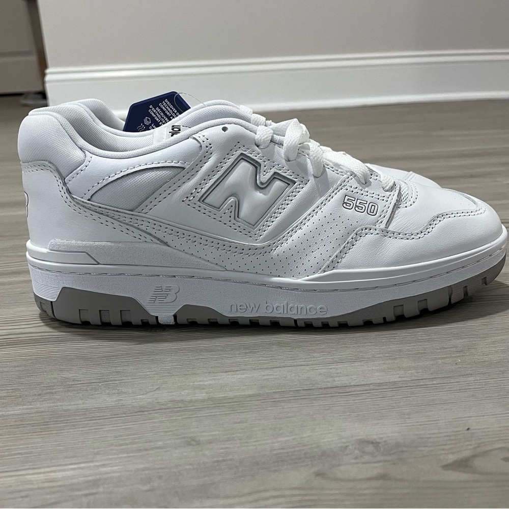 New Balance 550 Shoes Men’s size US 7.5 NWT